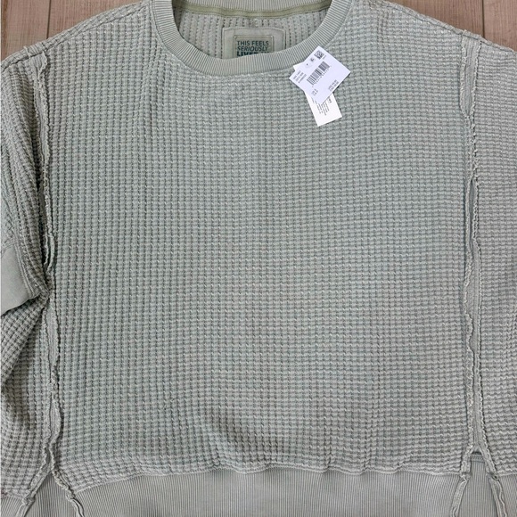 American Eagle Big Hug Waffle Sweatshirt NWT size small - Picture 2 of 4